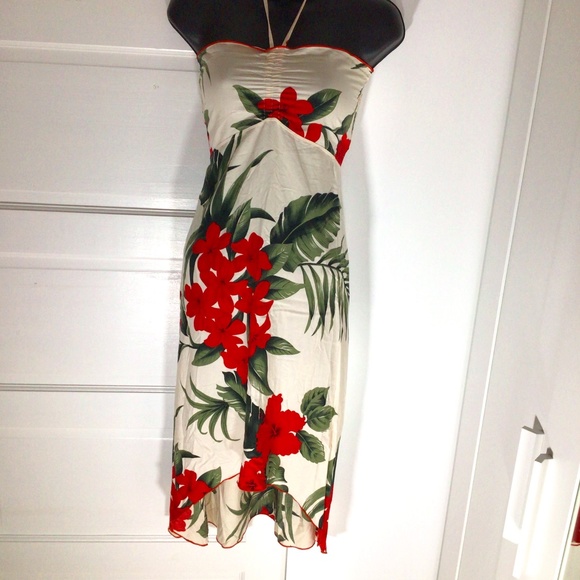 FAVANT HAWAII Dresses & Skirts - 🌺SUMMER HALTER DRESS 🌺
